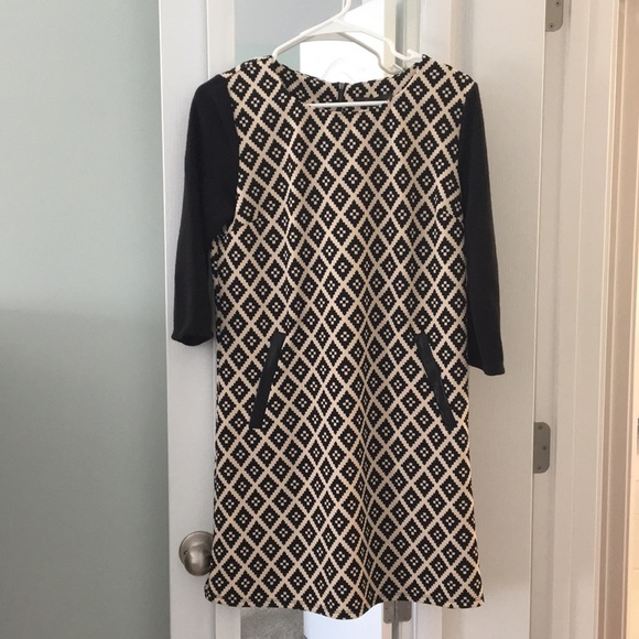 Beautiful Dress - Picture 1 of 5